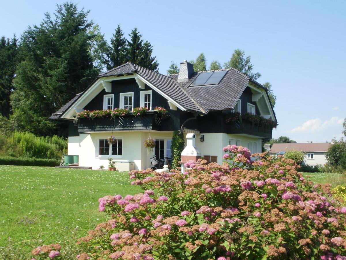 Near The Forest Apartment *